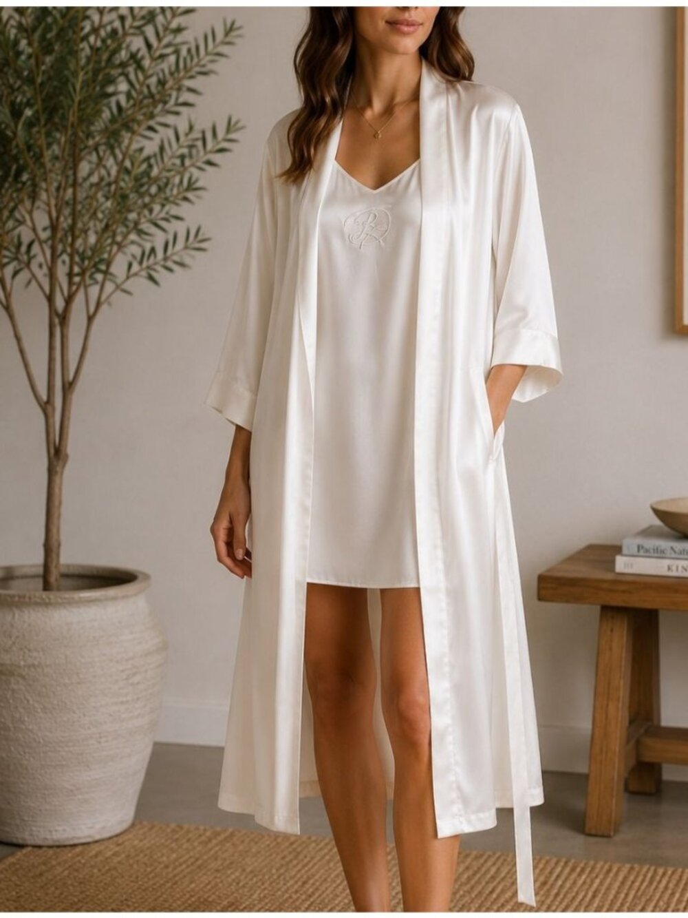 Oscar de la Renta Satiny Robe & Chemise Set White Loungewear Bridal Sleepwear Sm
